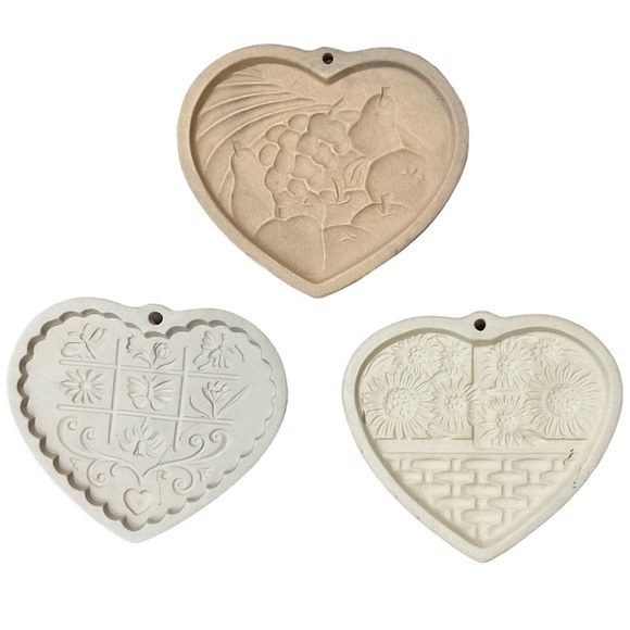 3 Vintage Pampered Chef Clay Stone Heart cookie Molds 1994 1995 1996 - Picture 1 of 8